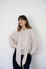 MARA - SHIRT WITH REMOVABLE SCARF - OFF WHITE & BURGUNDY
