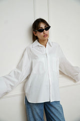 AYLA - Oversized shirt - White - Modestories