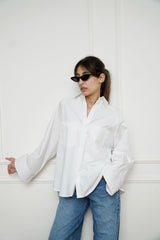 AYLA - Oversized shirt - White - Modestories