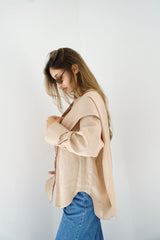DARIA - Oversized shirt with removable scarf - Beige - Modestories