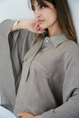 JOURI - CAPE CUT SHIRT - TAUPE - Modestories