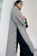 LAYAL - LONG BLAZER COAT - Black & white - Modestories