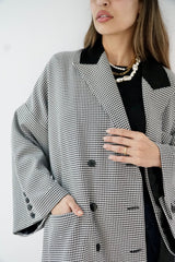 LAYAL - LONG BLAZER COAT - Black & white - Modestories