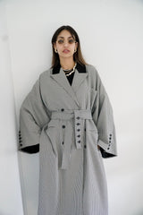 LAYAL - LONG BLAZER COAT - Black & white - Modestories